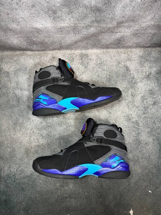 Size 10 | Jordan 8 Aqua With Box | Pre-Owned main image 6